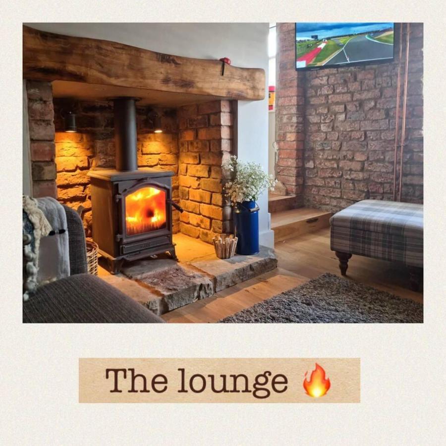 Stunning Quirky 2-Bed Cottage In New Brighton Wallasey Esterno foto