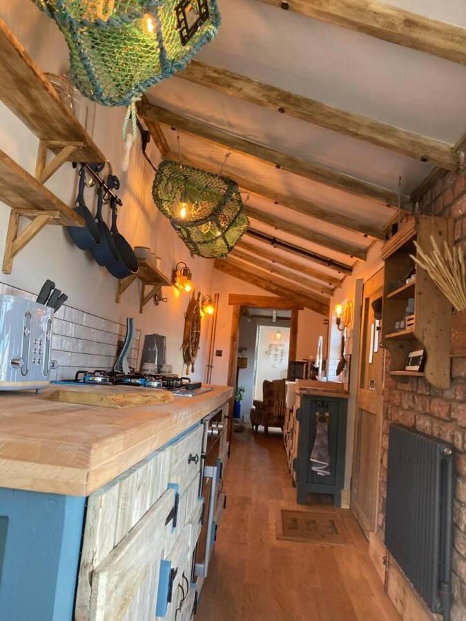 Stunning Quirky 2-Bed Cottage In New Brighton Wallasey Esterno foto